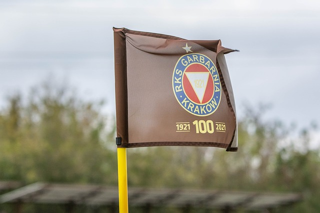 经值得称赞 经值得称赞